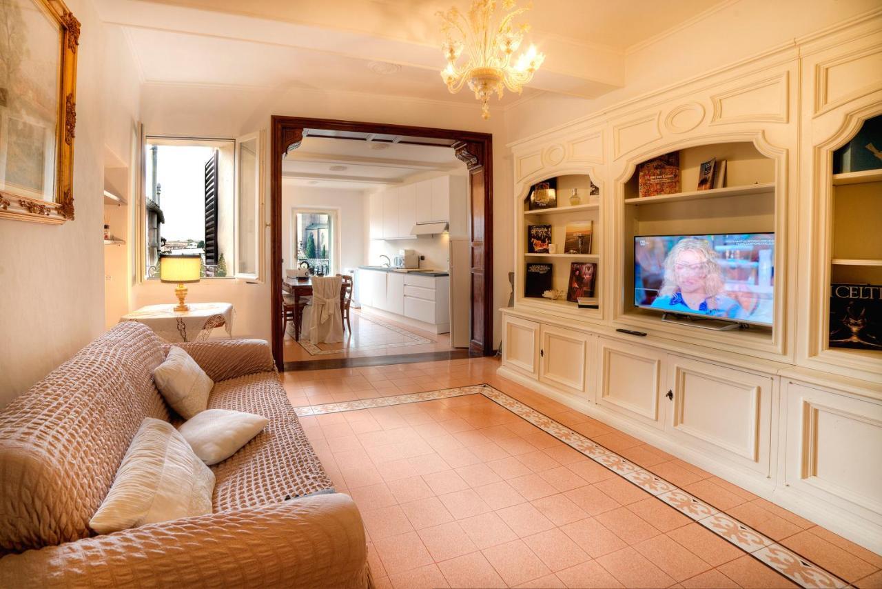 Dama Charming Apartment 100M From Piazza Del Campo Сиена Экстерьер фото